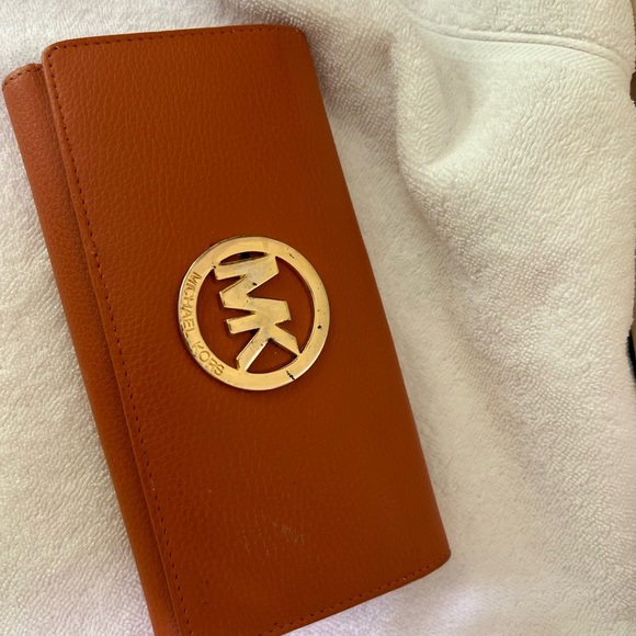 Michael Kors Handbags - Michael Kors Orange Wallet